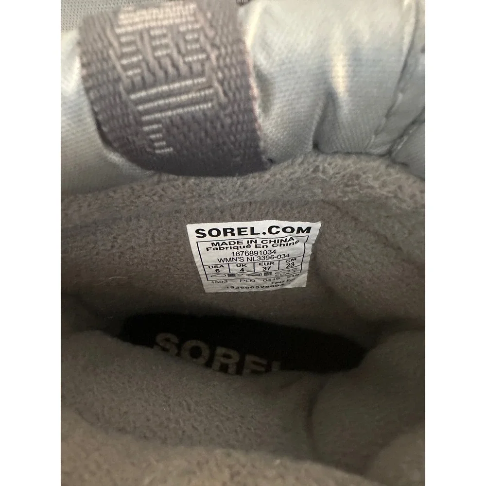 Sorel Women's Out N About Puffy Silver Waterproof Snow Boots Size 6‎